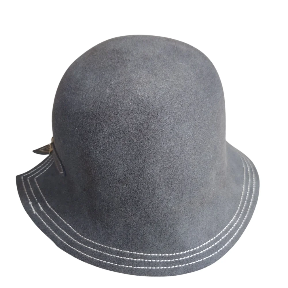 The Hatter Company Gray Felt Cloche Hat with Buckle Stitch Detail Vintage Inspir - Picture 2 of 13